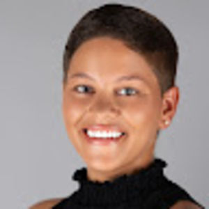 Meet your Posher, Liliana joie
